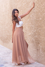 Load image into Gallery viewer, Luxe Tuscan Maxi - Tanne
